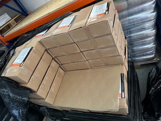 DICK-UND-FETT: Eiweißfutterteig zur Verbesserung der Langlebigkeit der Bienen